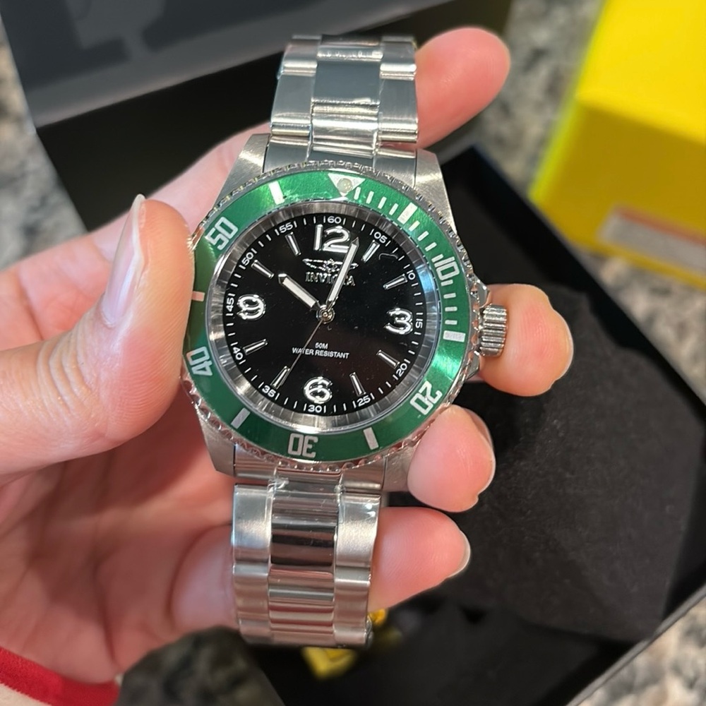 Invicta Specialty Rowan Men's Watch - 50m Water
Resistant NWT
